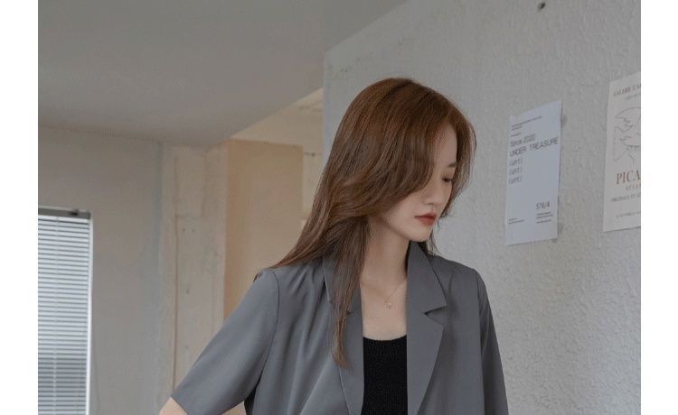 Dark Gray Cropped Blazer Button‑Down Casual Office‑Style Short Suit Jacket