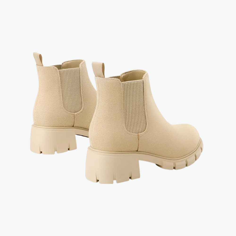 Girls Chelsea Boots With Comfortable Slip On Lug Sole