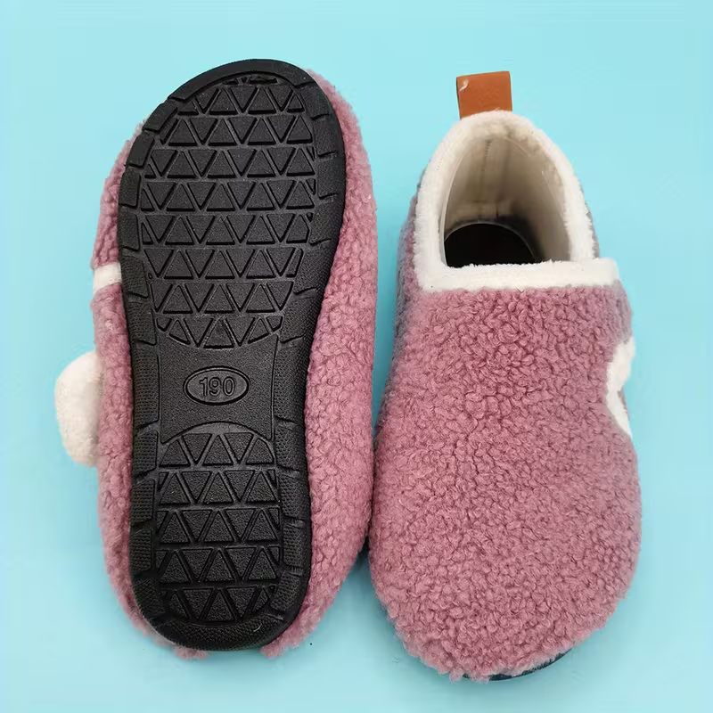 Girls Lightweight Floor Shoes With Faux Fur And Soft Sole