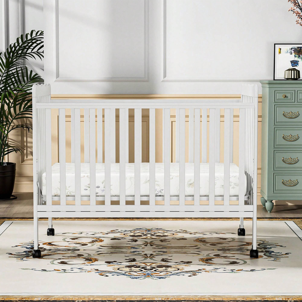 Babies 3 In 1 Convertible Crib With Locking Wheels And Adjustable Mattress