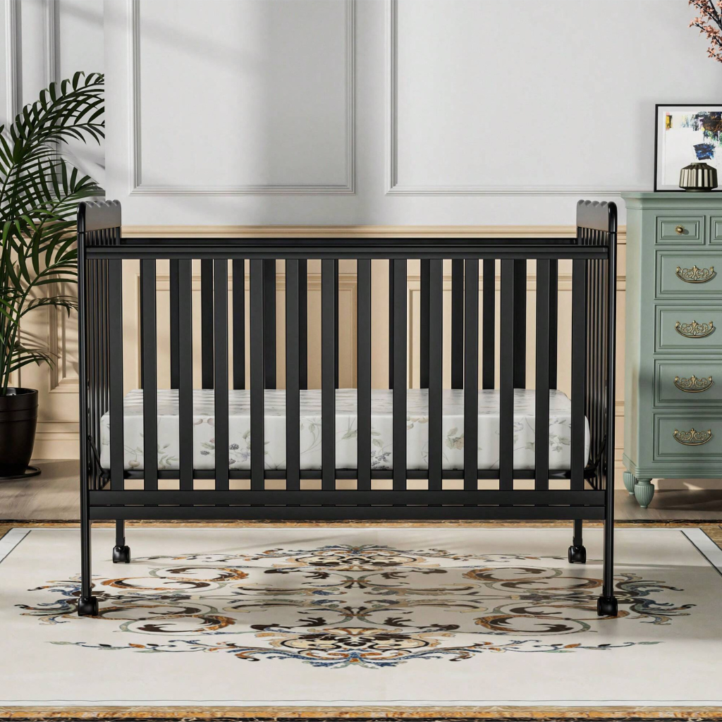 Babies 3 In 1 Convertible Crib With Locking Wheels And Adjustable Mattress