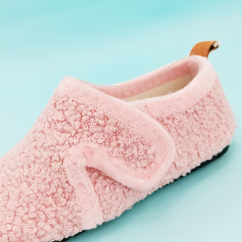 Girls Lightweight Floor Shoes With Faux Fur And Soft Sole