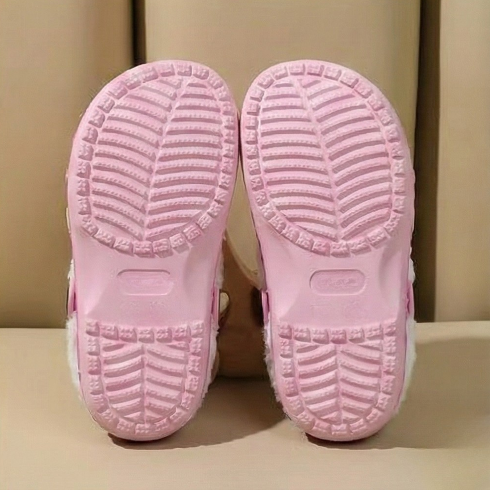Kids Comfort Lined Adjustable Strap Clogs