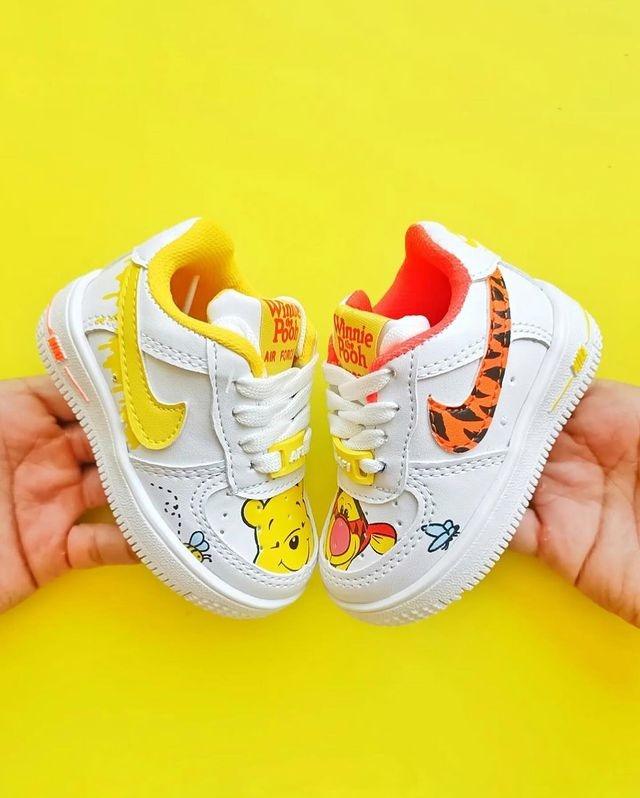 Winnie Pooh Toddler Sneakers