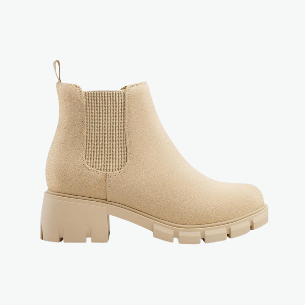 Girls Chelsea Boots With Comfortable Slip On Lug Sole