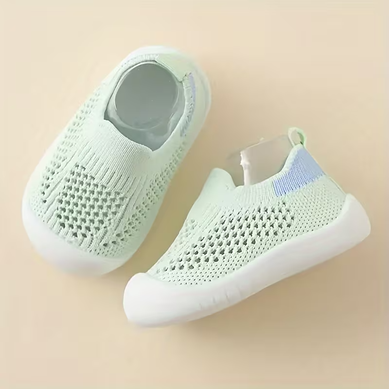 Boys And Girls Checkered Mesh Slip On Sneakers