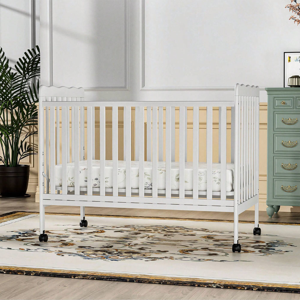 Babies 3 In 1 Convertible Crib With Locking Wheels And Adjustable Mattress